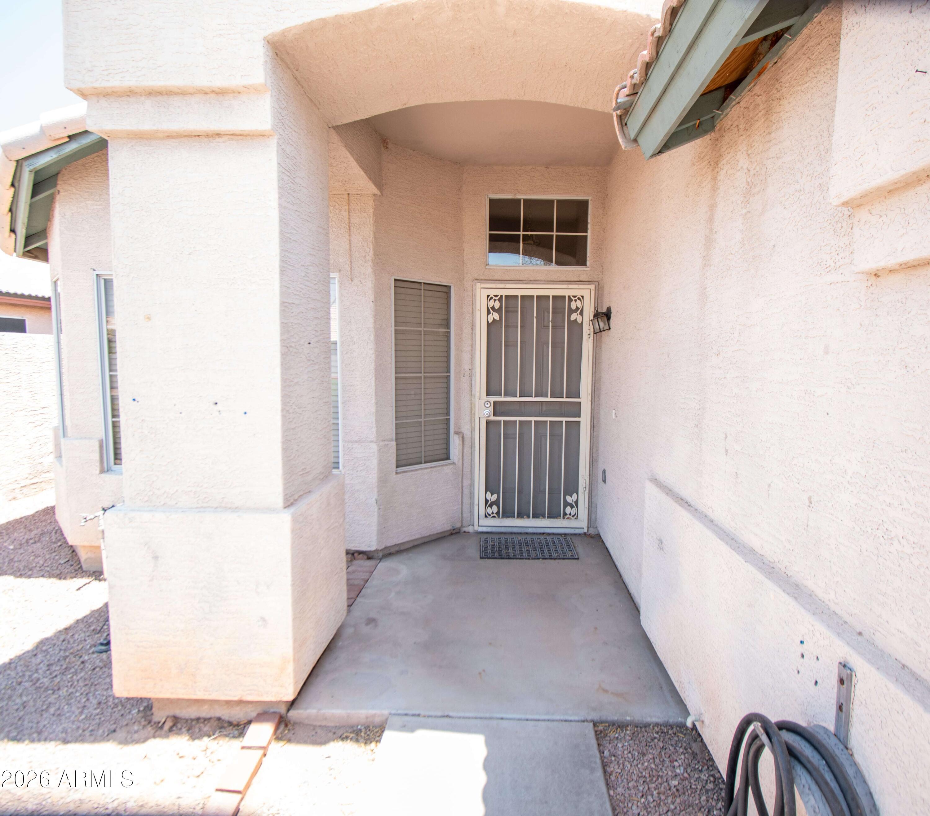 449 N WINDSOR