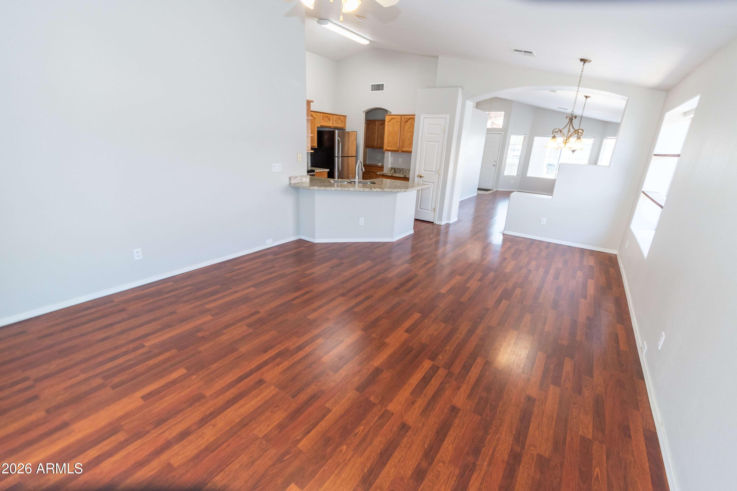 449 N WINDSOR