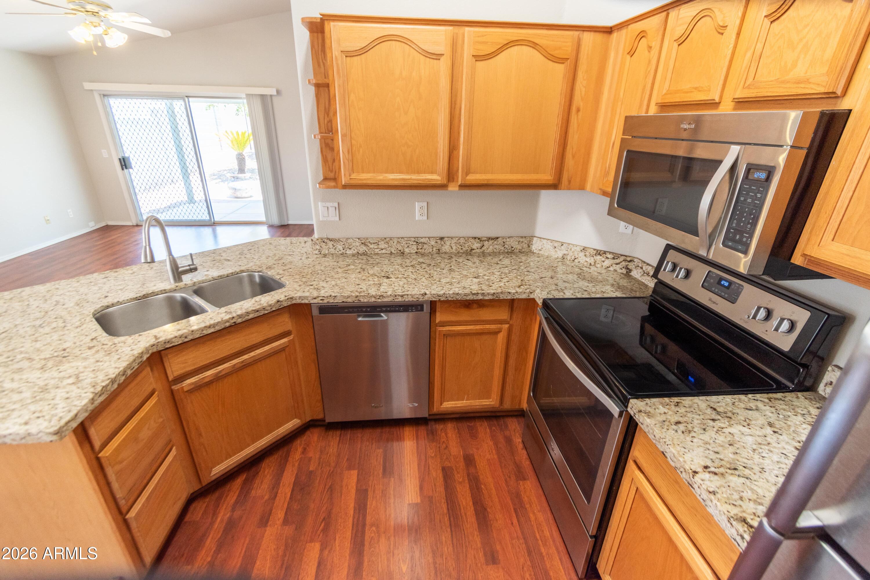 449 N WINDSOR
