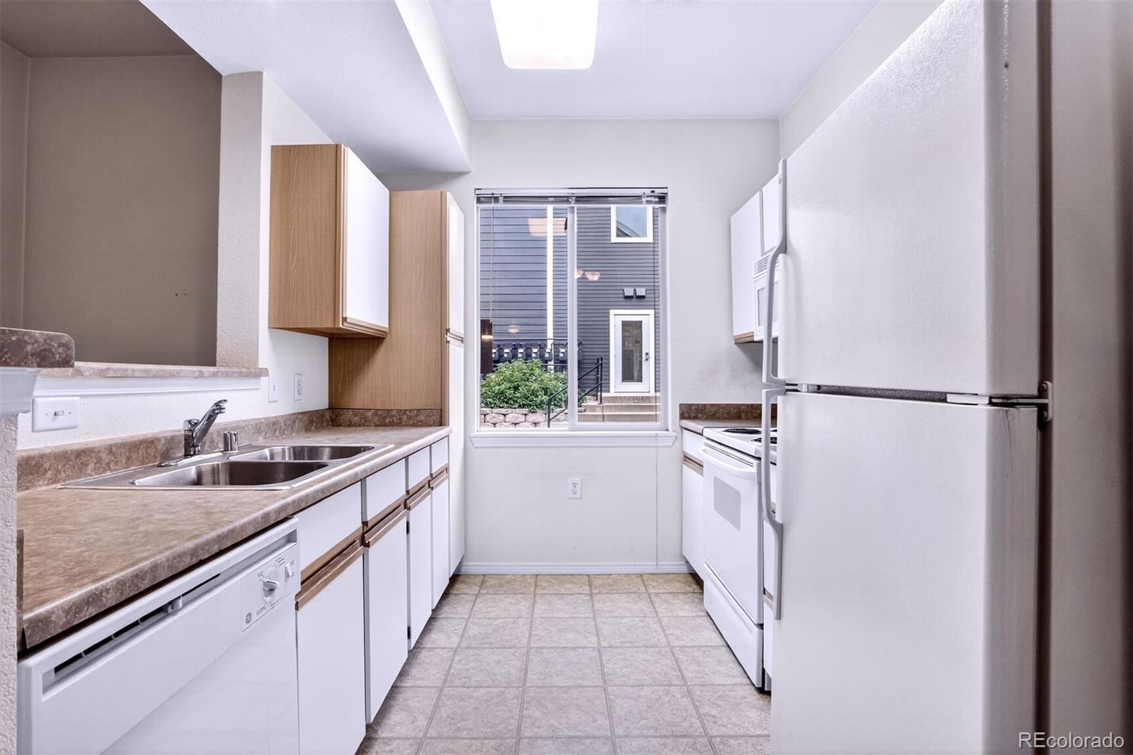 5320 Allison Street Unit: 106