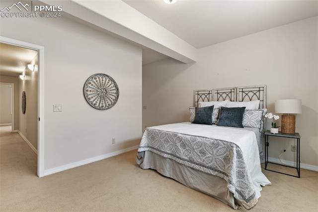 13735 Paradise Villas Grove