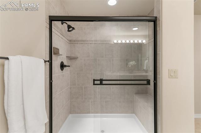 13735 Paradise Villas Grove