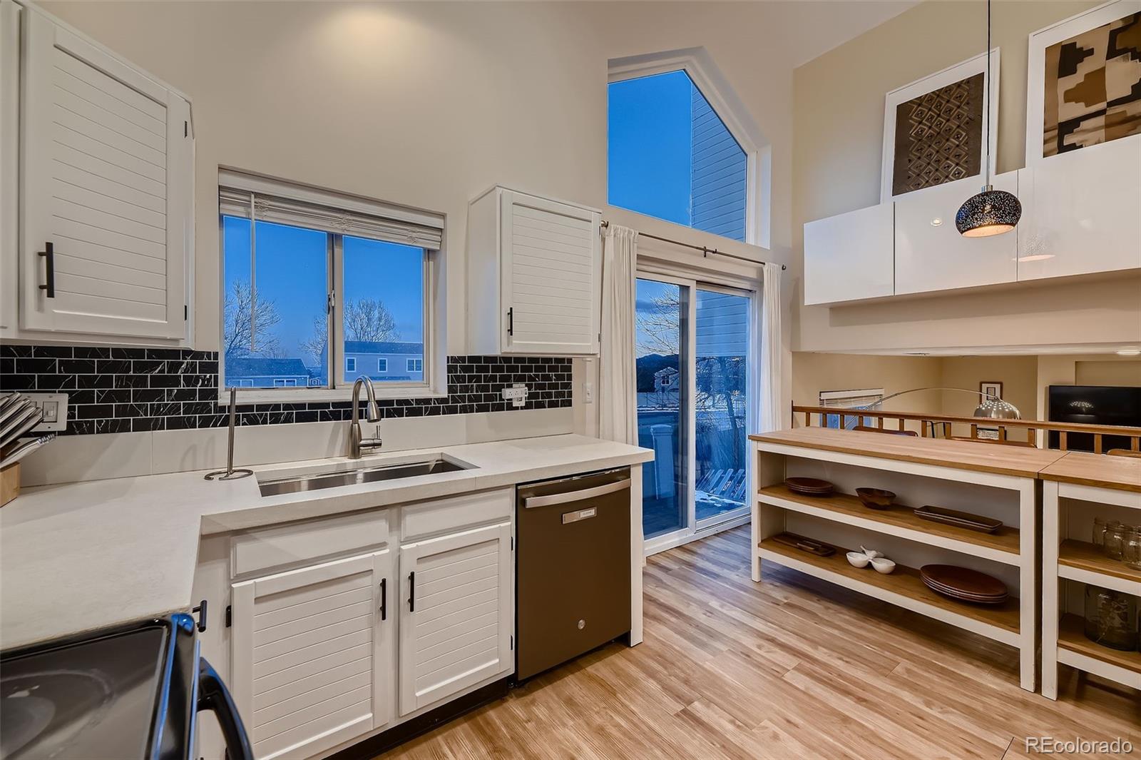 2697 S Deframe Circle