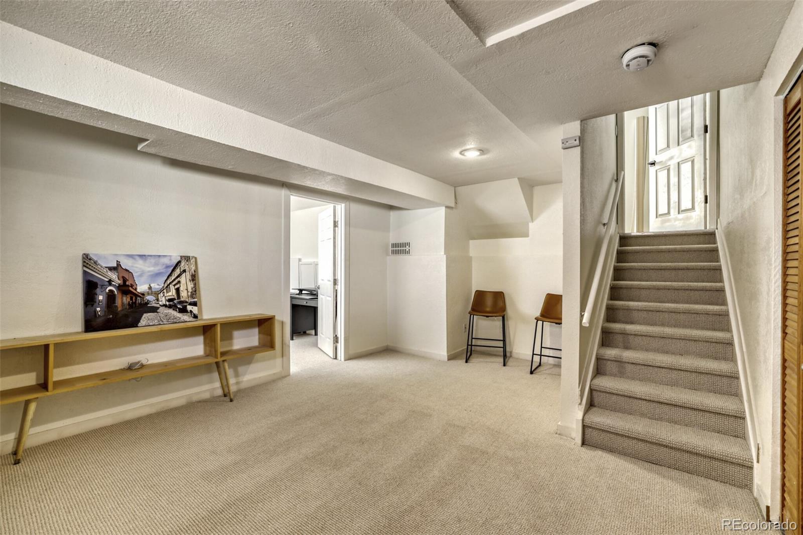 2697 S Deframe Circle