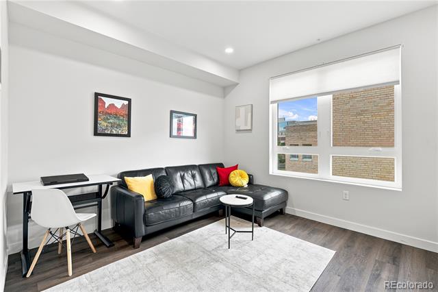 2120 N Downing Street Unit: 314