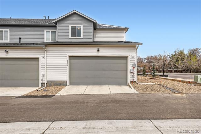 2653 W 69th Drive