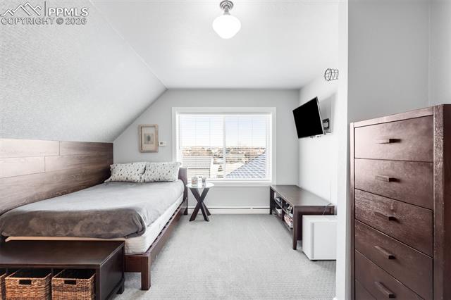 3046 Cottonwood Avenue