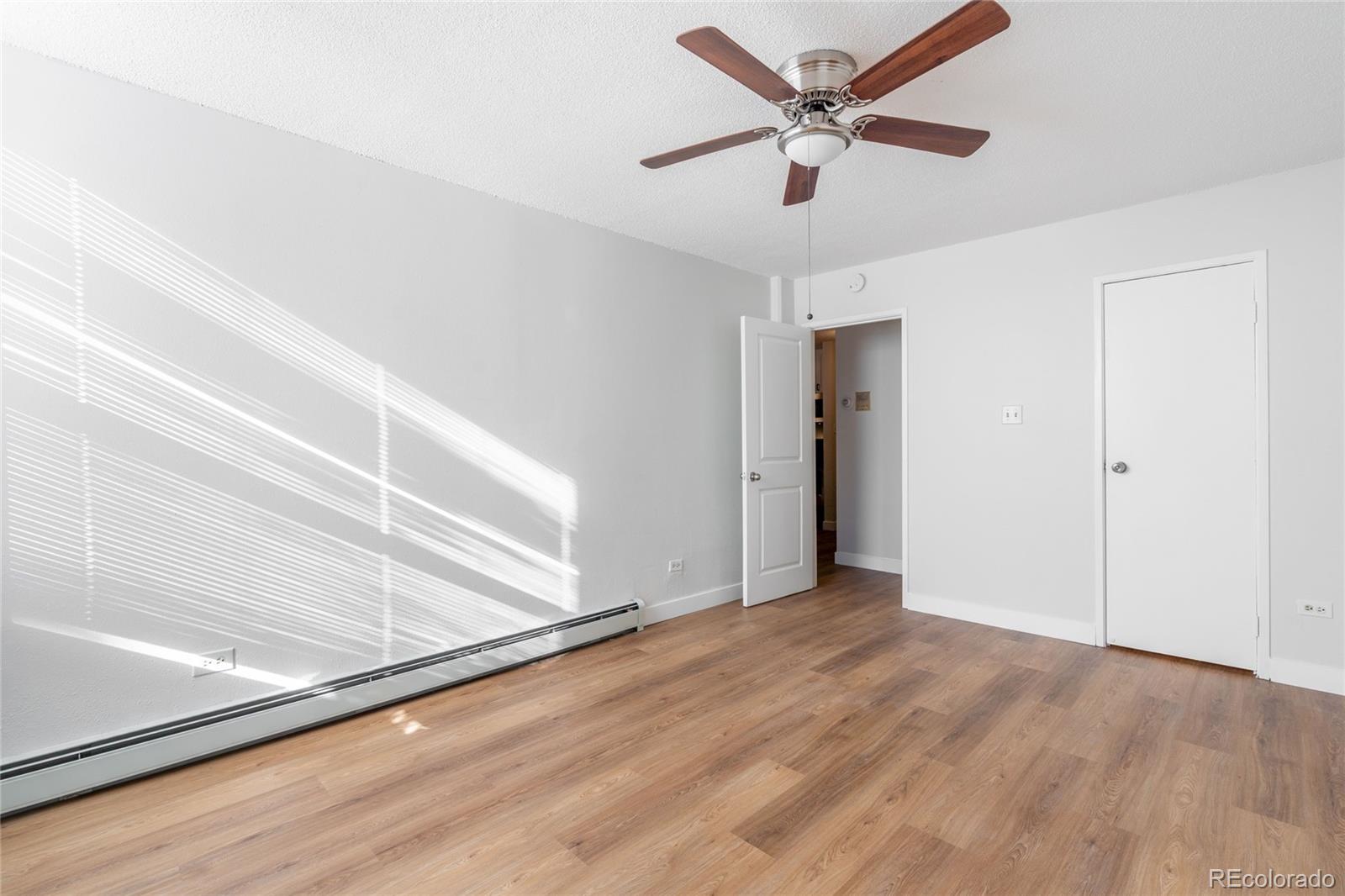 2231 S Vaughn Way Unit: 118B