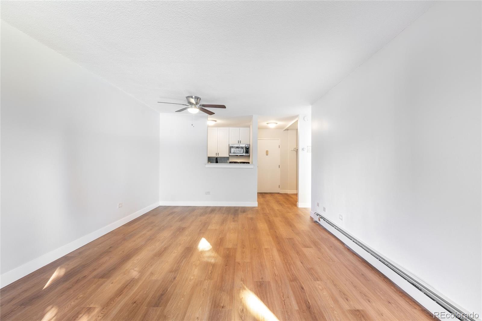 2231 S Vaughn Way Unit: 118B