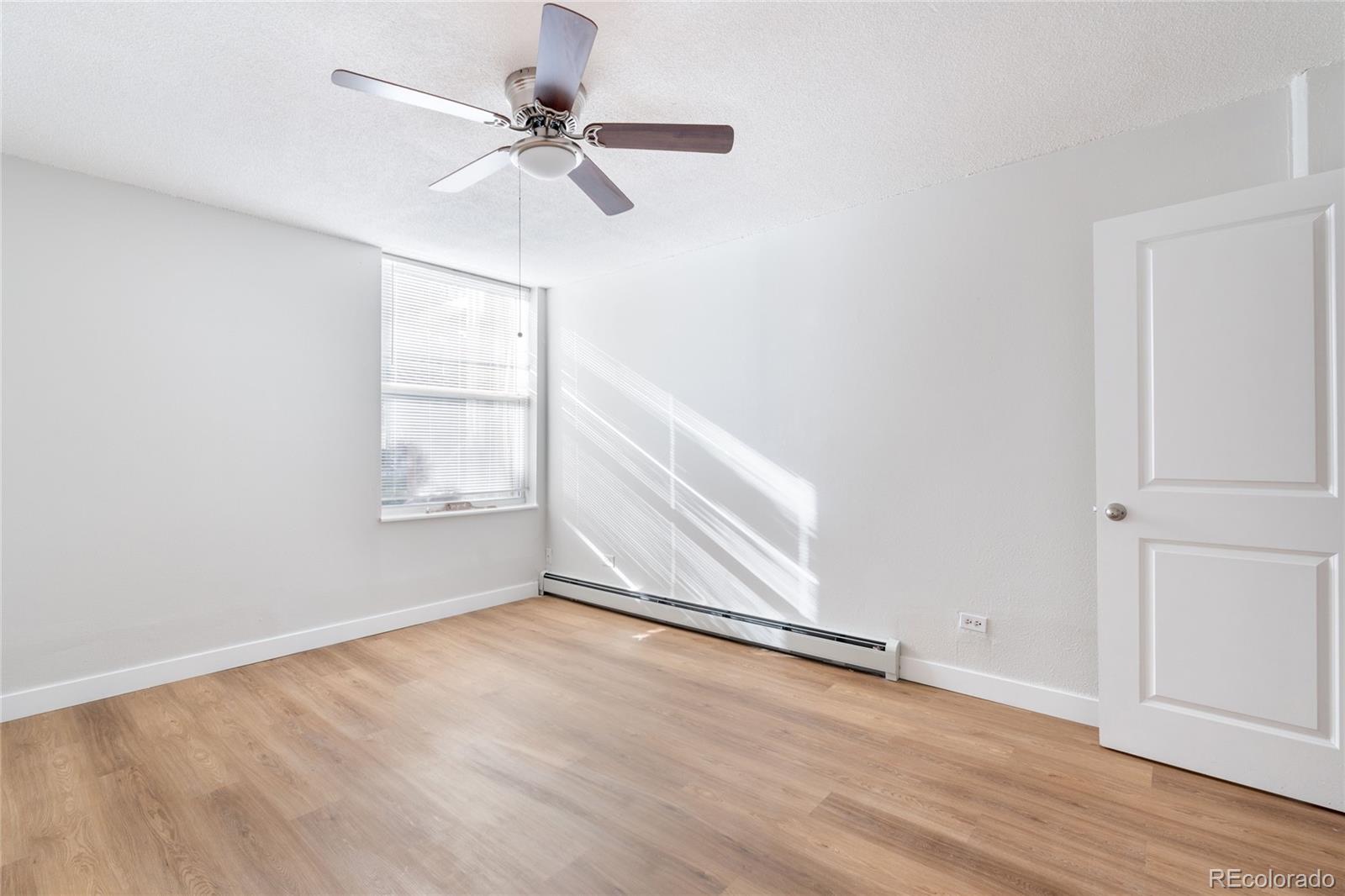 2231 S Vaughn Way Unit: 118B