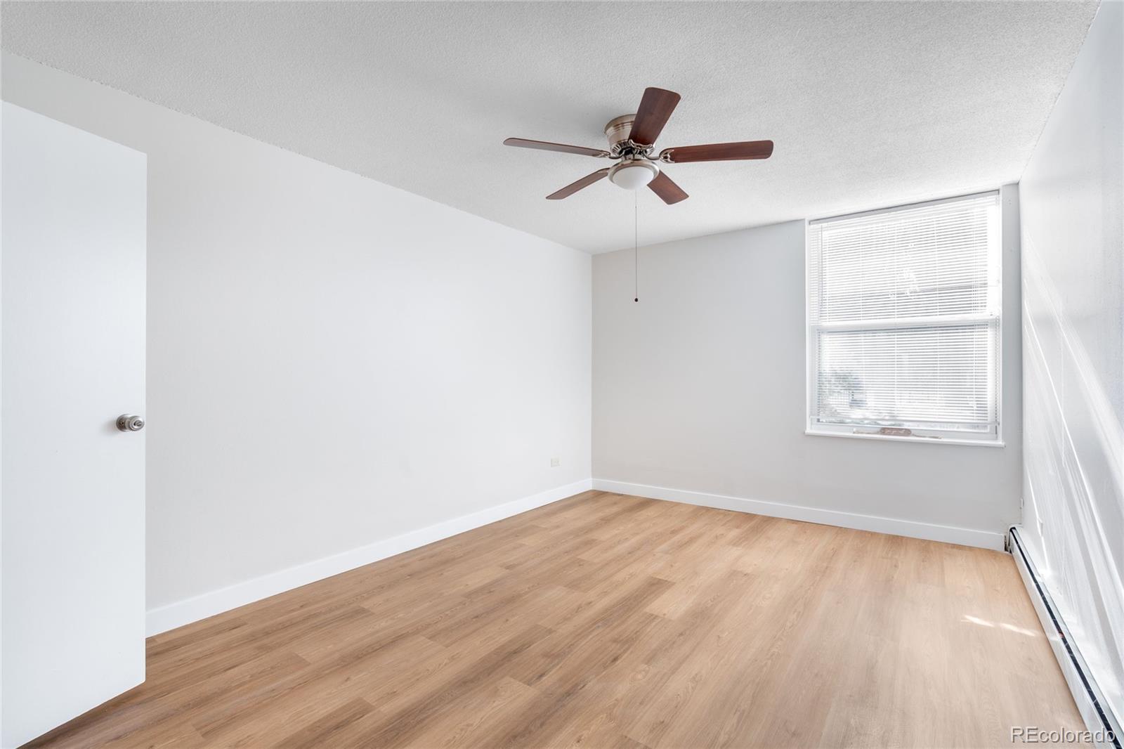 2231 S Vaughn Way Unit: 118B