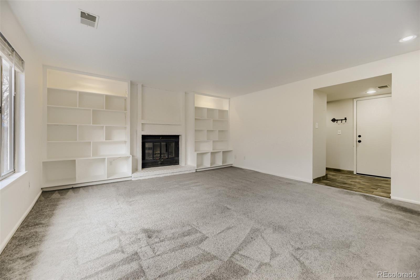 5038 S Evanston Street