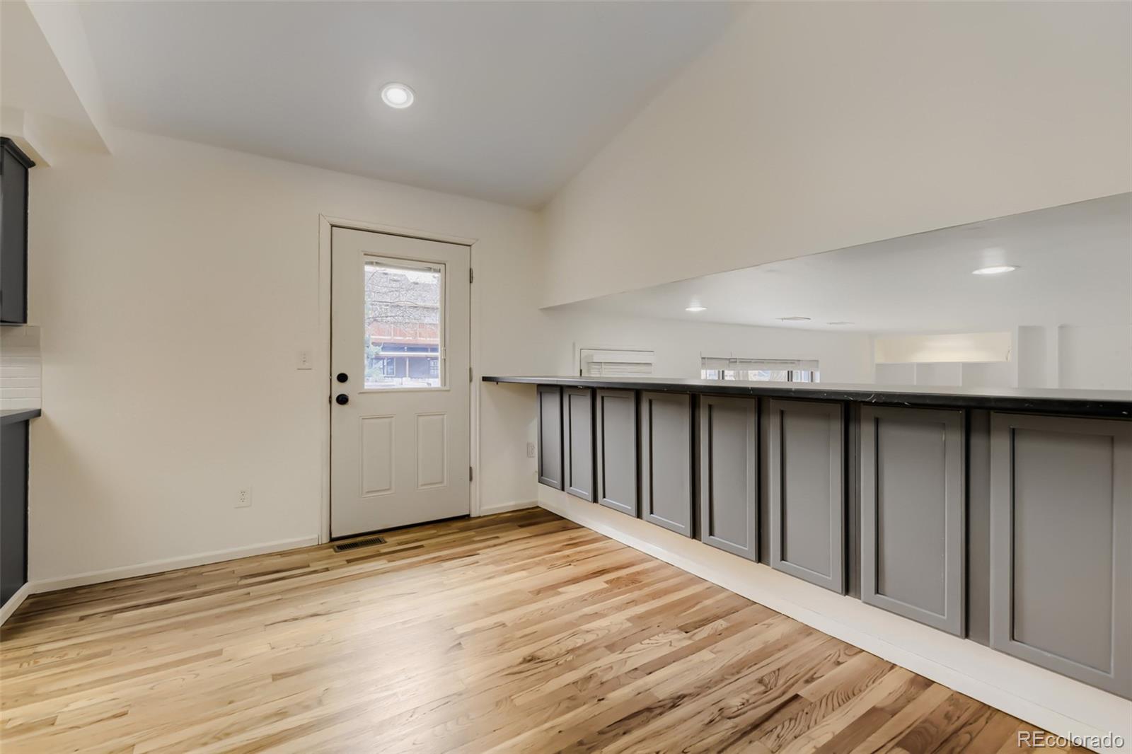 5038 S Evanston Street