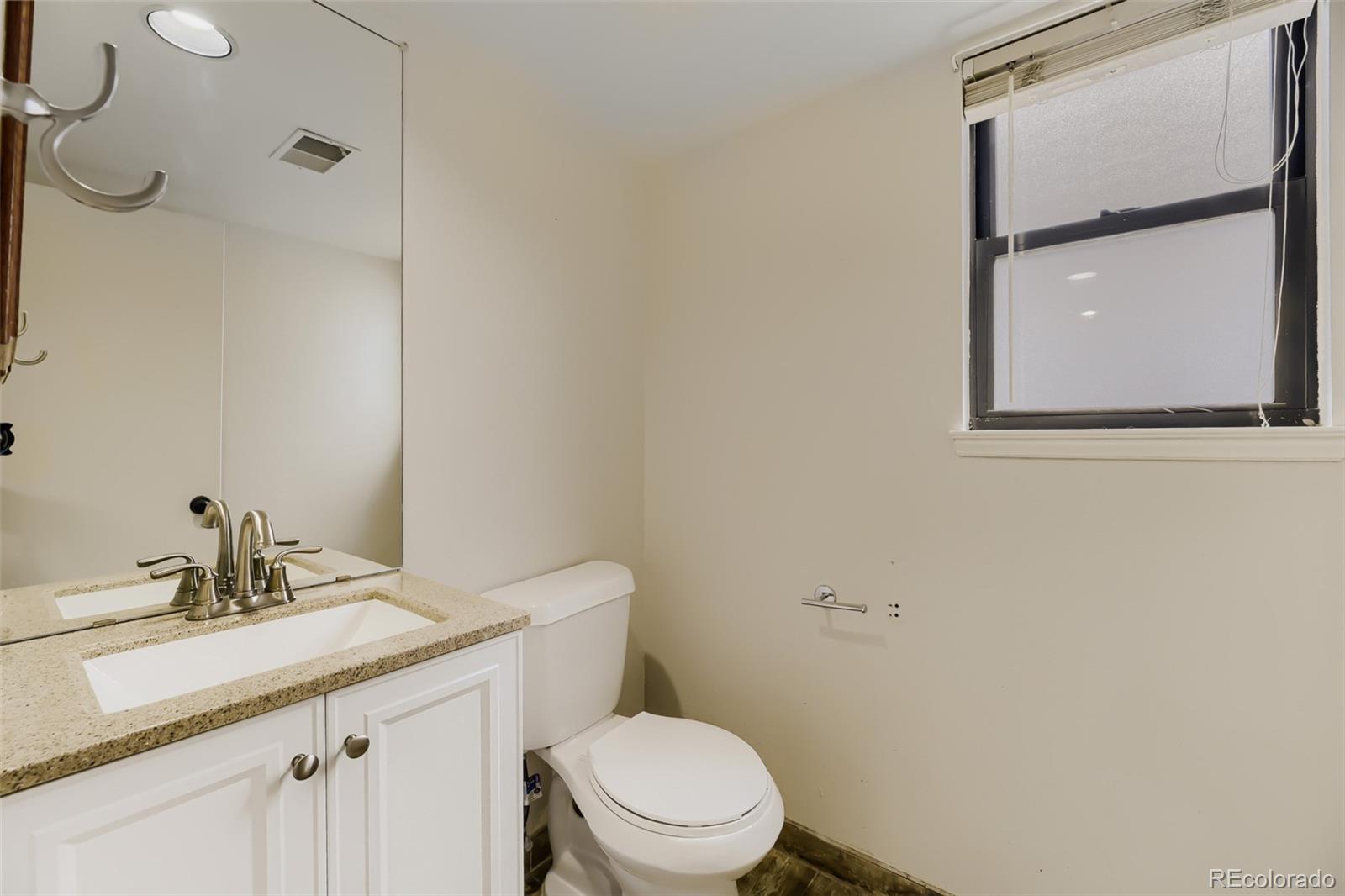 5038 S Evanston Street