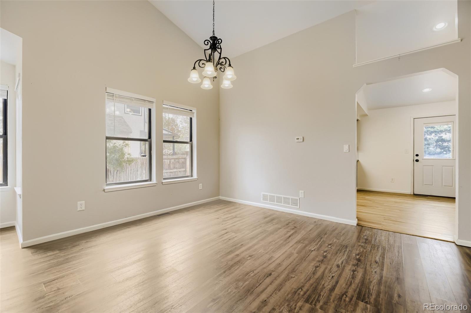 5038 S Evanston Street