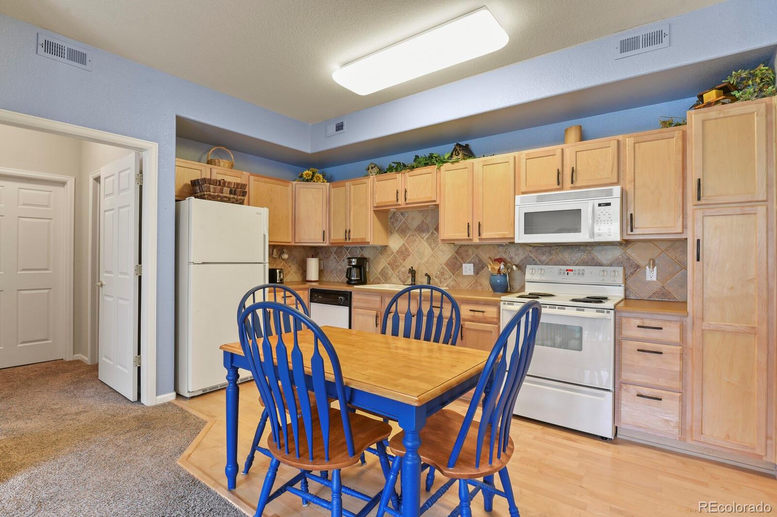 22960 E Roxbury Drive Unit: G