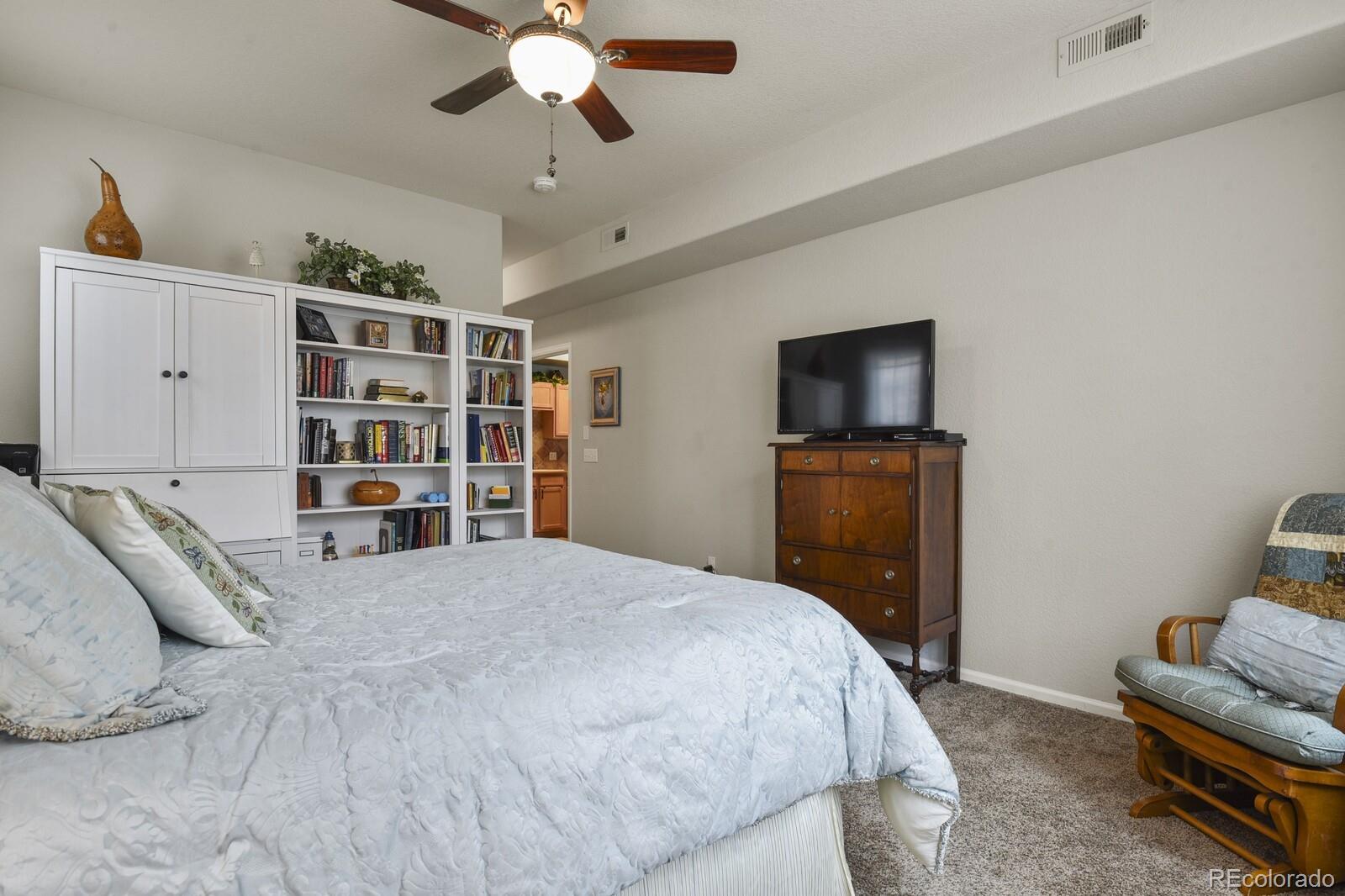 22960 E Roxbury Drive Unit: G