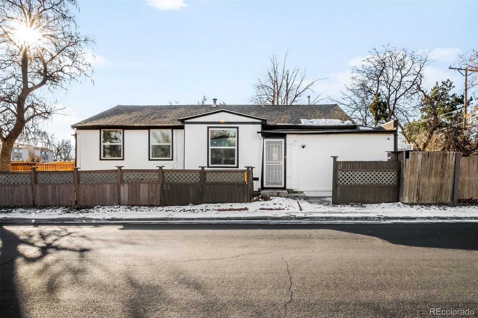 1187 Syracuse Street