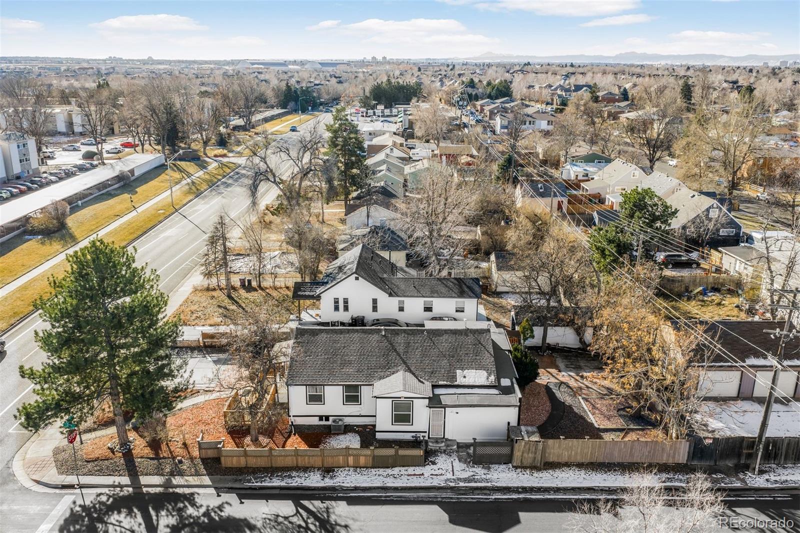 1187 Syracuse Street