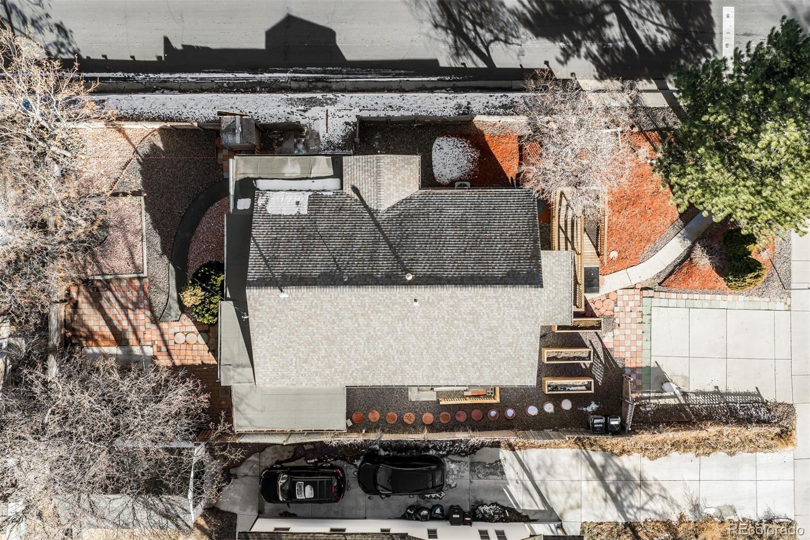 1187 Syracuse Street