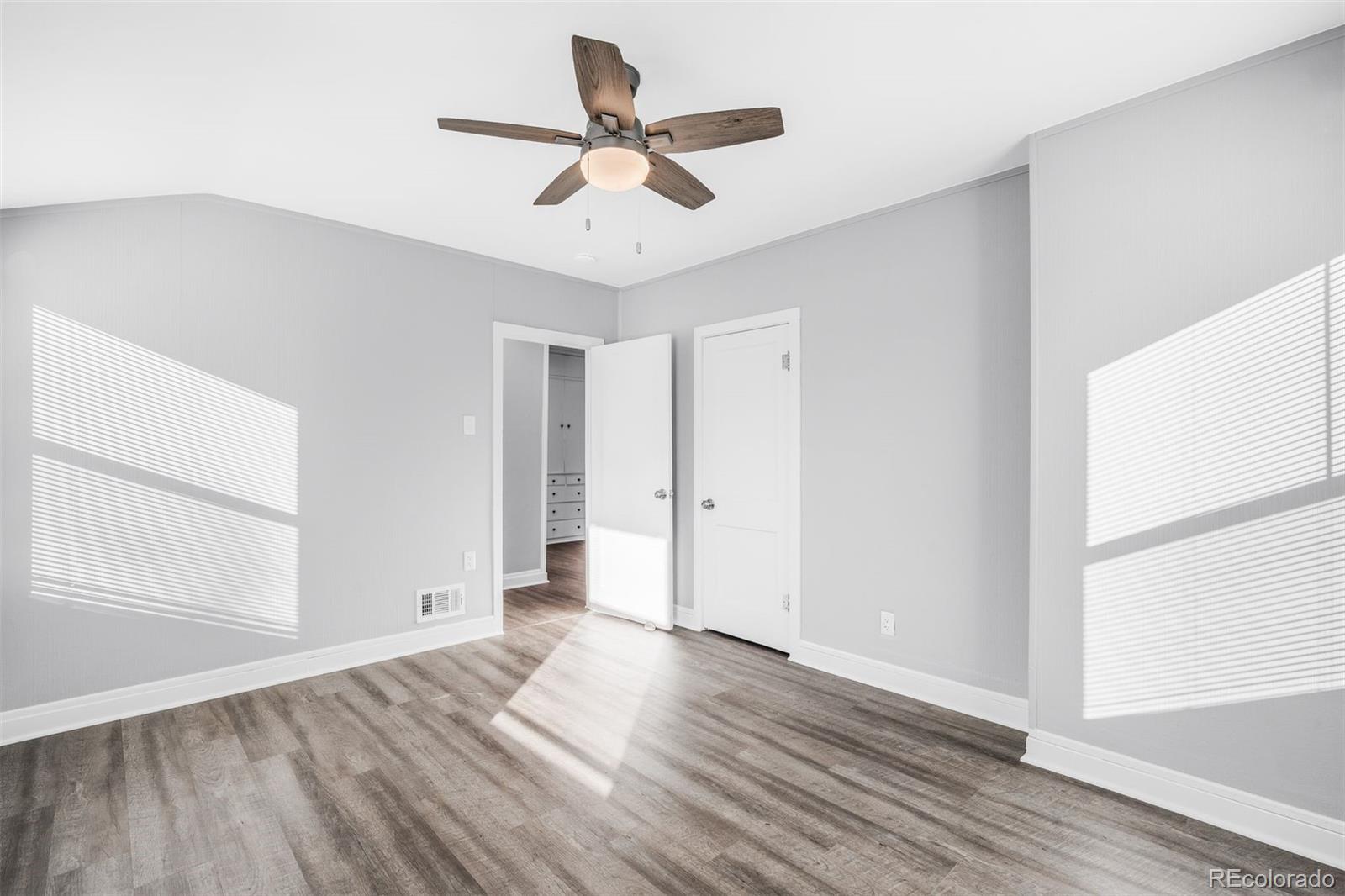 1187 Syracuse Street