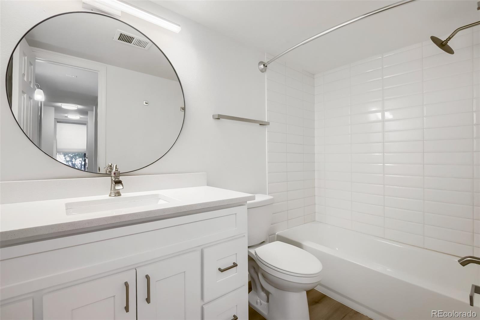 6400 S Dayton Street Unit: H3