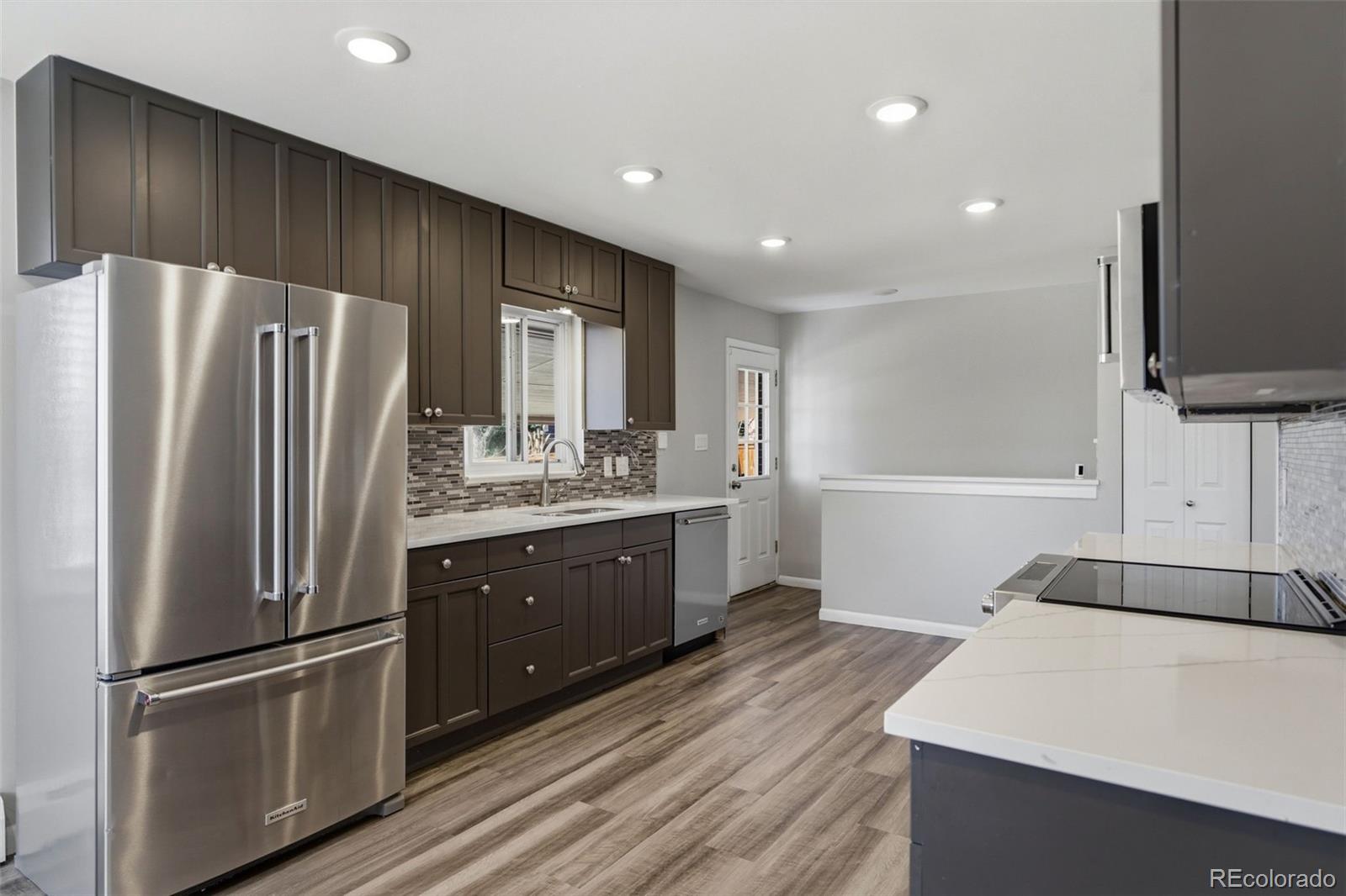 2797 S Benton Street