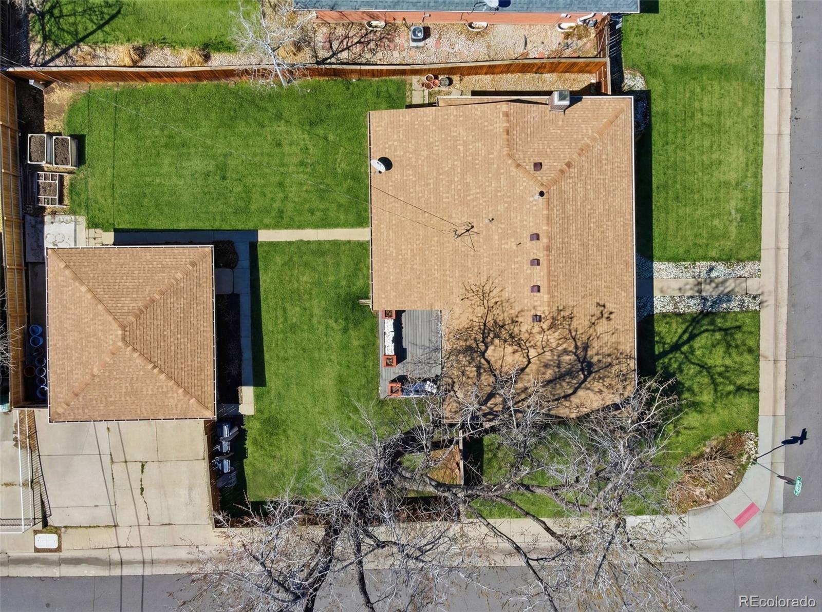 2797 S Benton Street