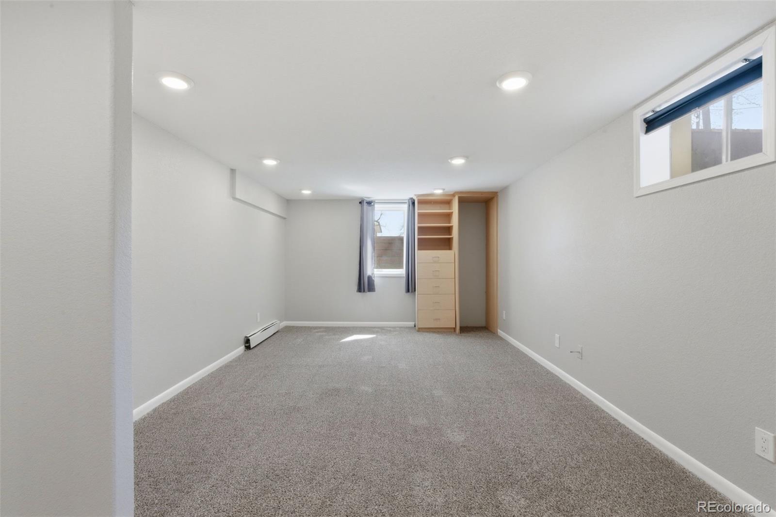 2797 S Benton Street