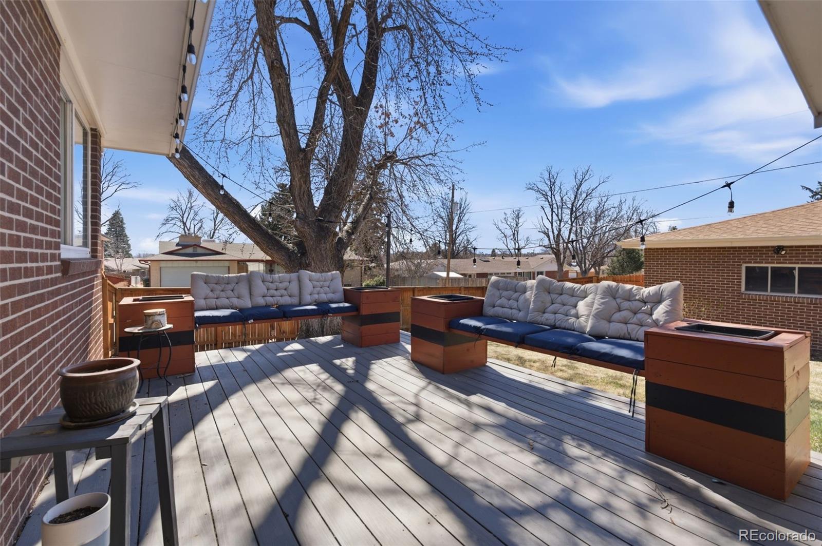 2797 S Benton Street