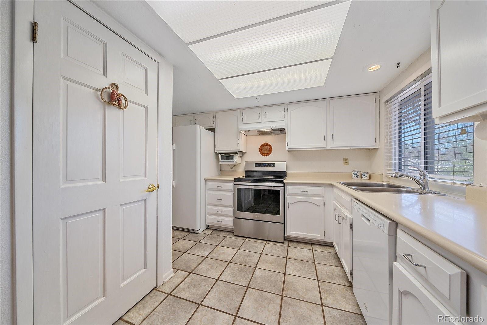 3822 S Idalia Street