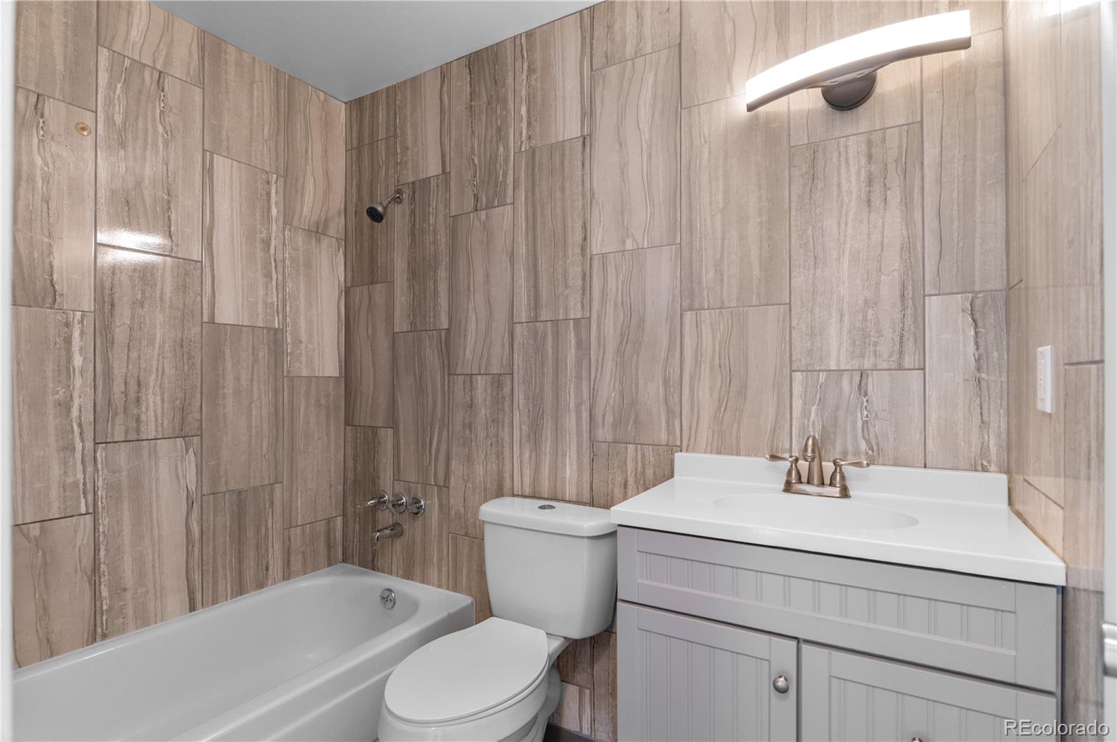 15620 E Hamilton Place