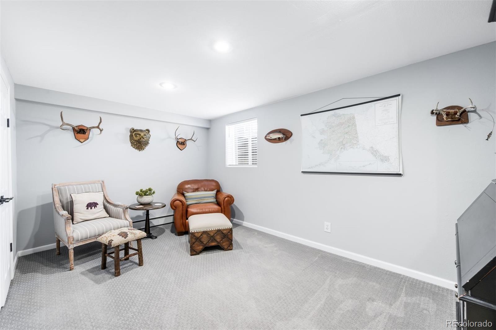 3046 Cottonwood Avenue