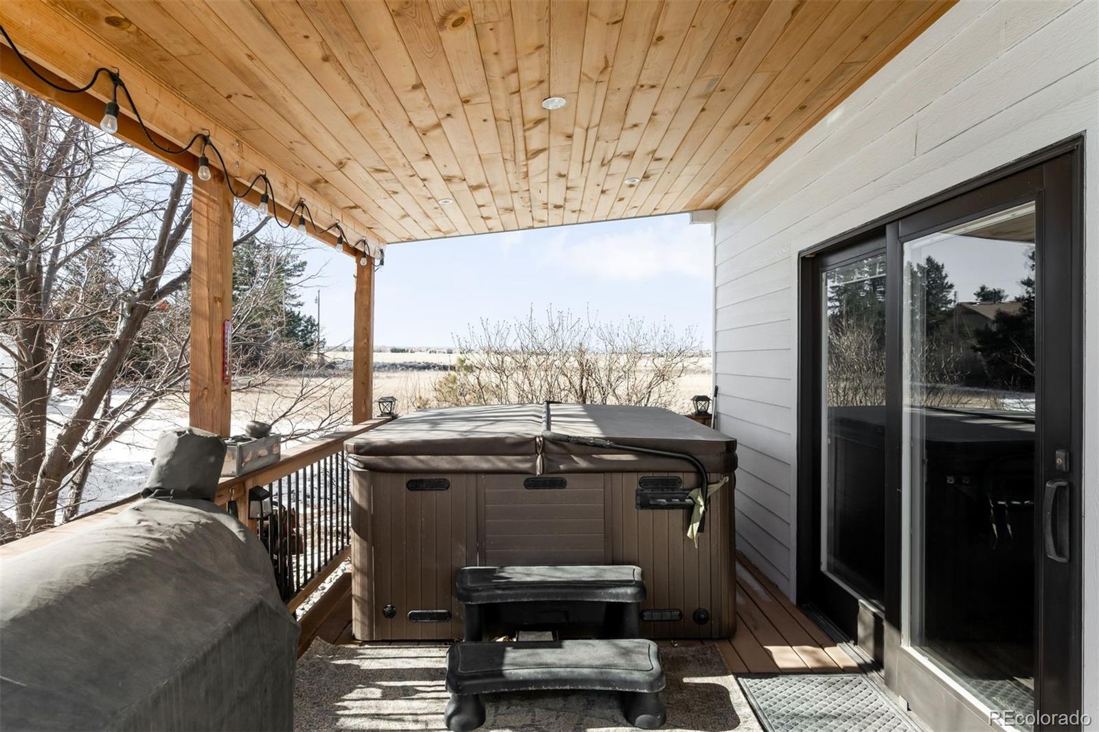 3046 Cottonwood Avenue