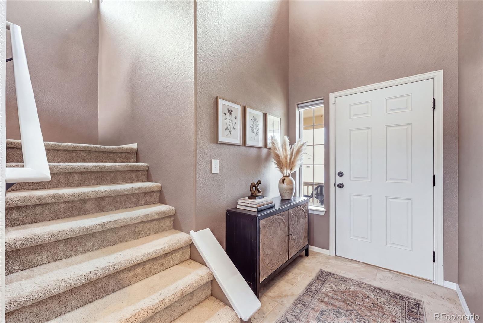 4204 Paddock Drive