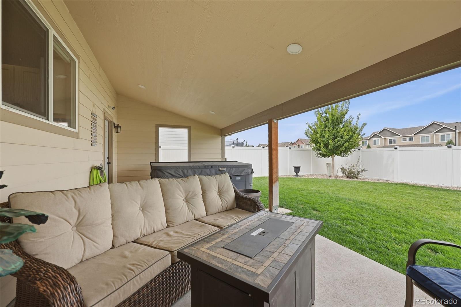 4204 Paddock Drive