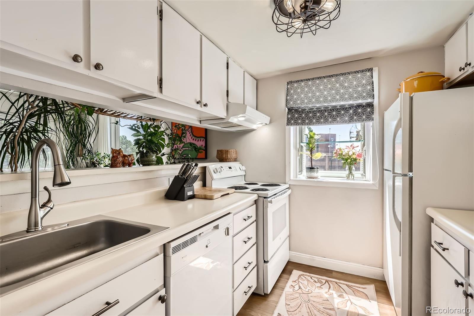 12512 E Cornell Avenue Unit: 304
