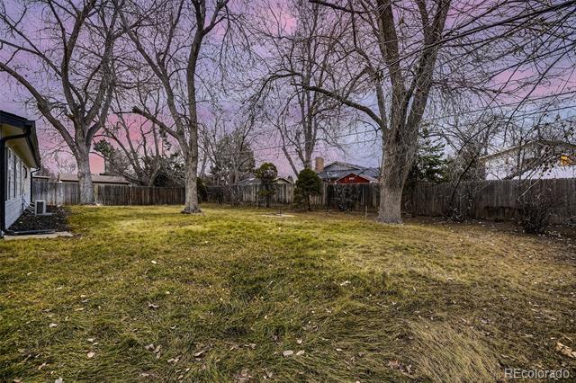 3318 S Dayton Court