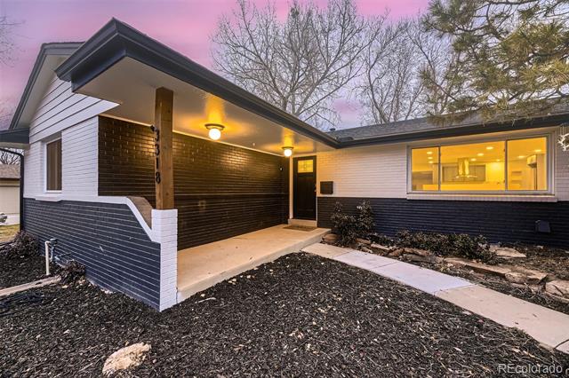 3318 S Dayton Court