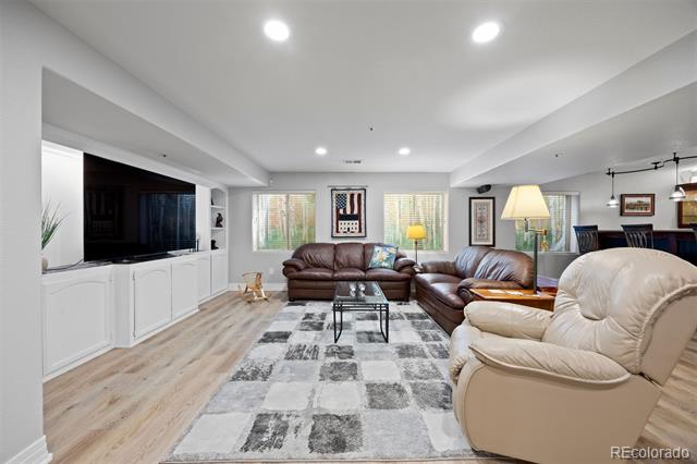 440 Saxon Place