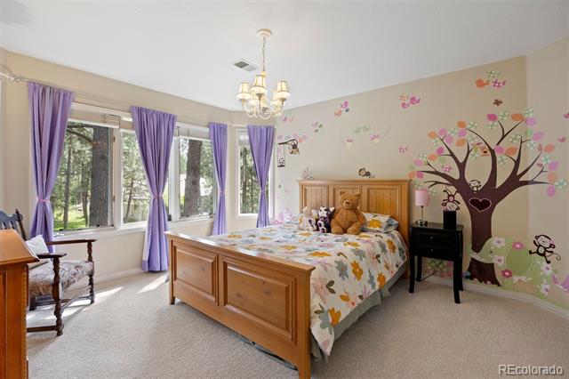 440 Saxon Place
