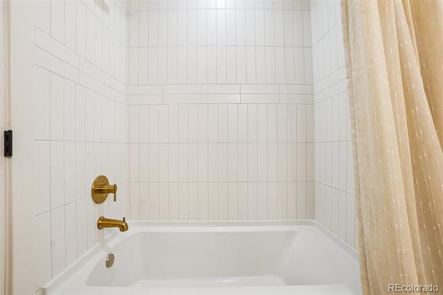 865 S Quebec Street Unit: 303B