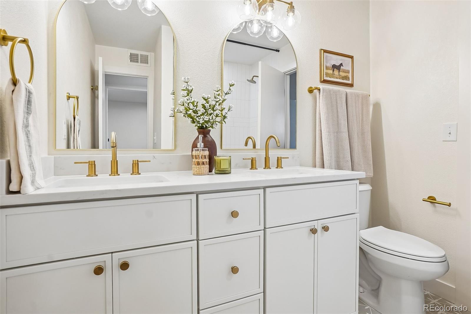 865 S Quebec Street Unit: 303B