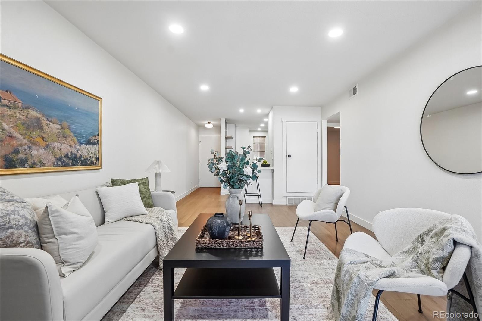 865 S Quebec Street Unit: 303B