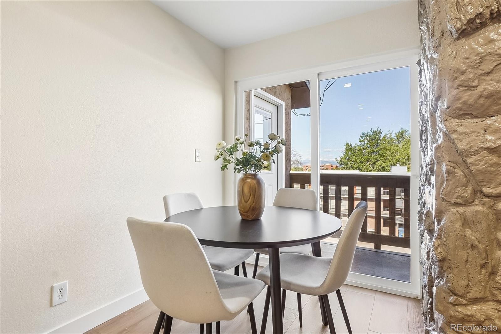 865 S Quebec Street Unit: 303B