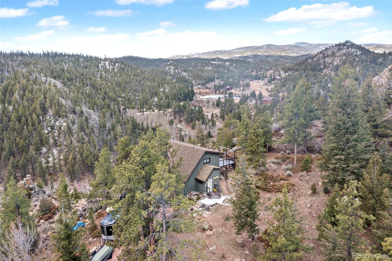 672 Comanche Circle
