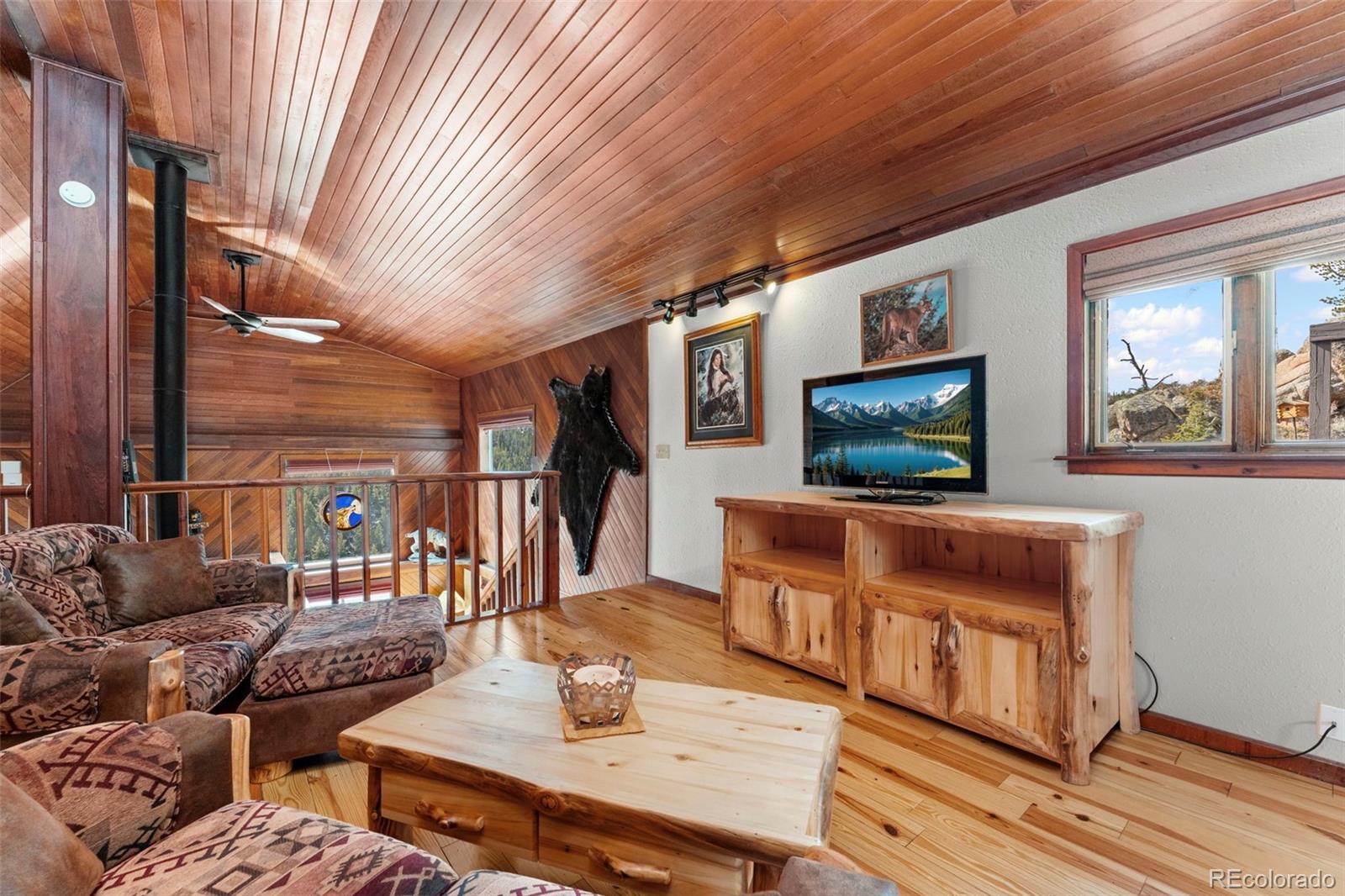 672 Comanche Circle
