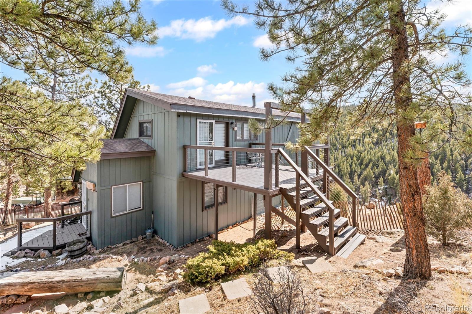 672 Comanche Circle