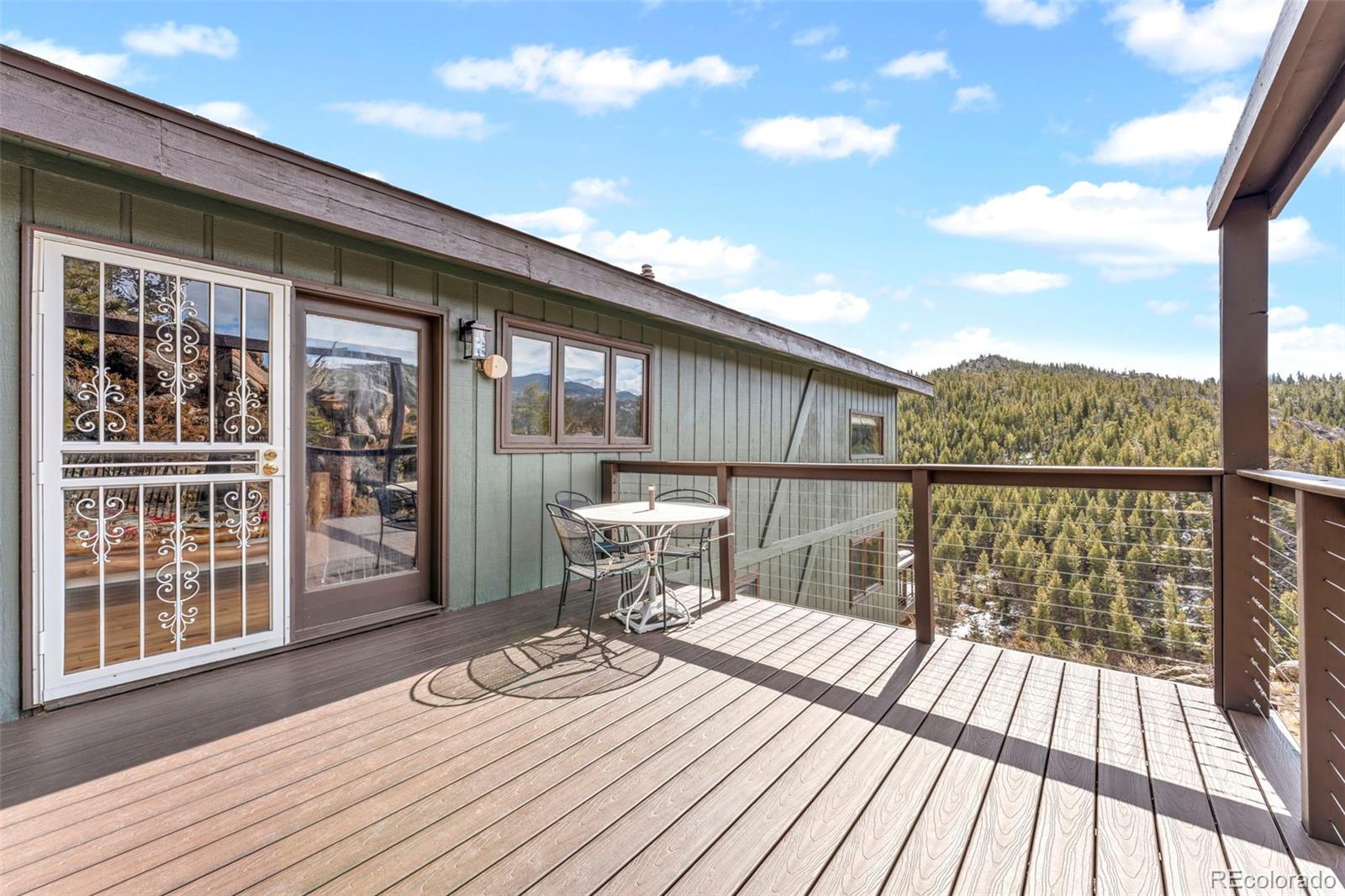 672 Comanche Circle