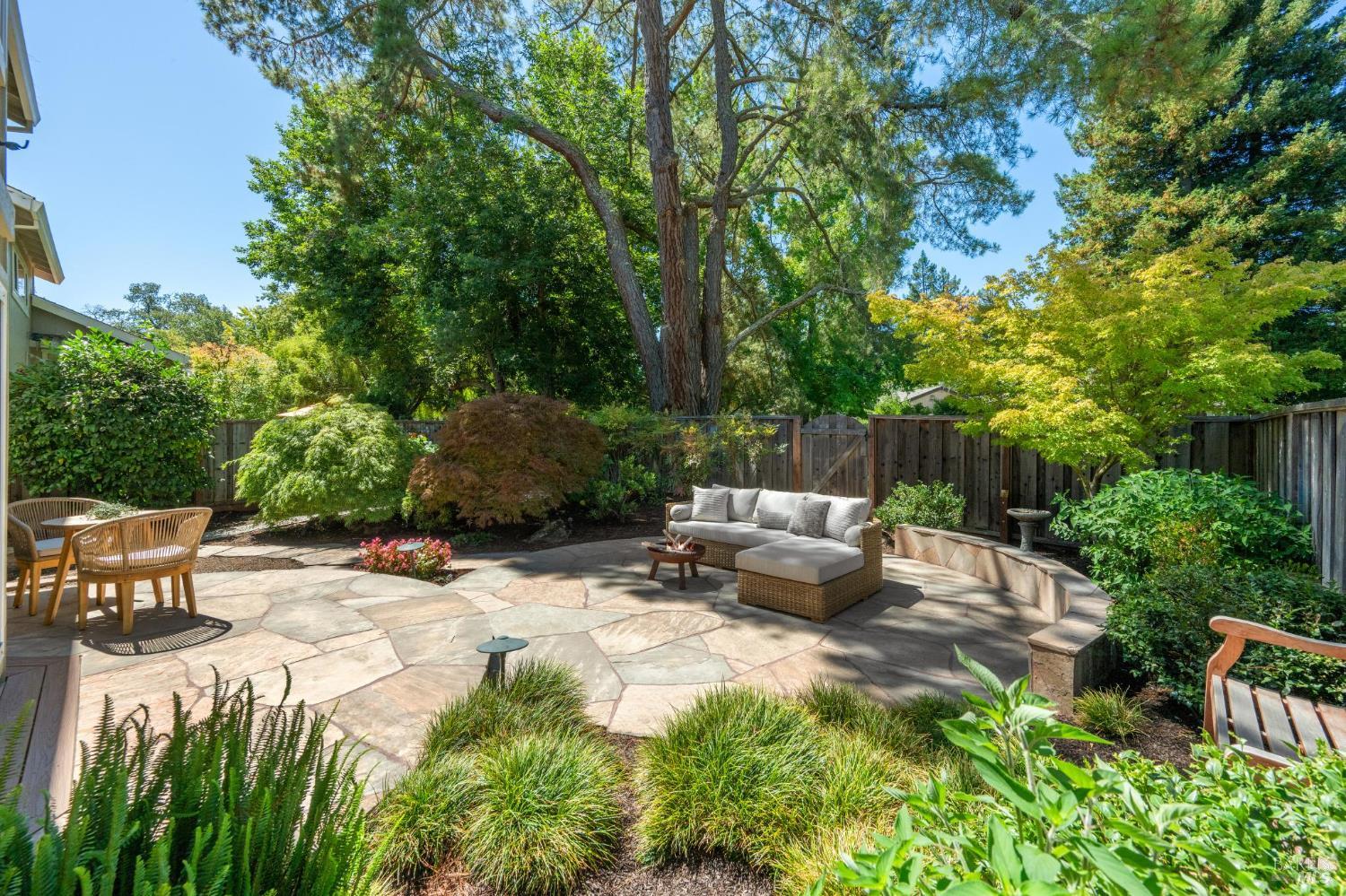 1736 Arroyo Sierra Cir